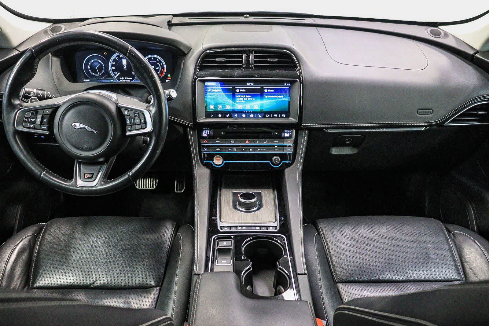 Used 2017 Jaguar F-PACE S AWD/4WD image 14