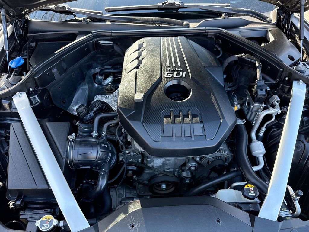 Used 2019 Genesis G70 2.0T Advanced image 17