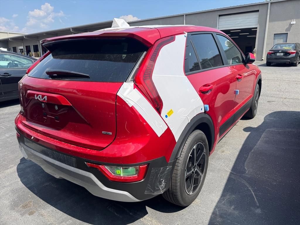 New 2026 Kia Niro LX FWD image 5