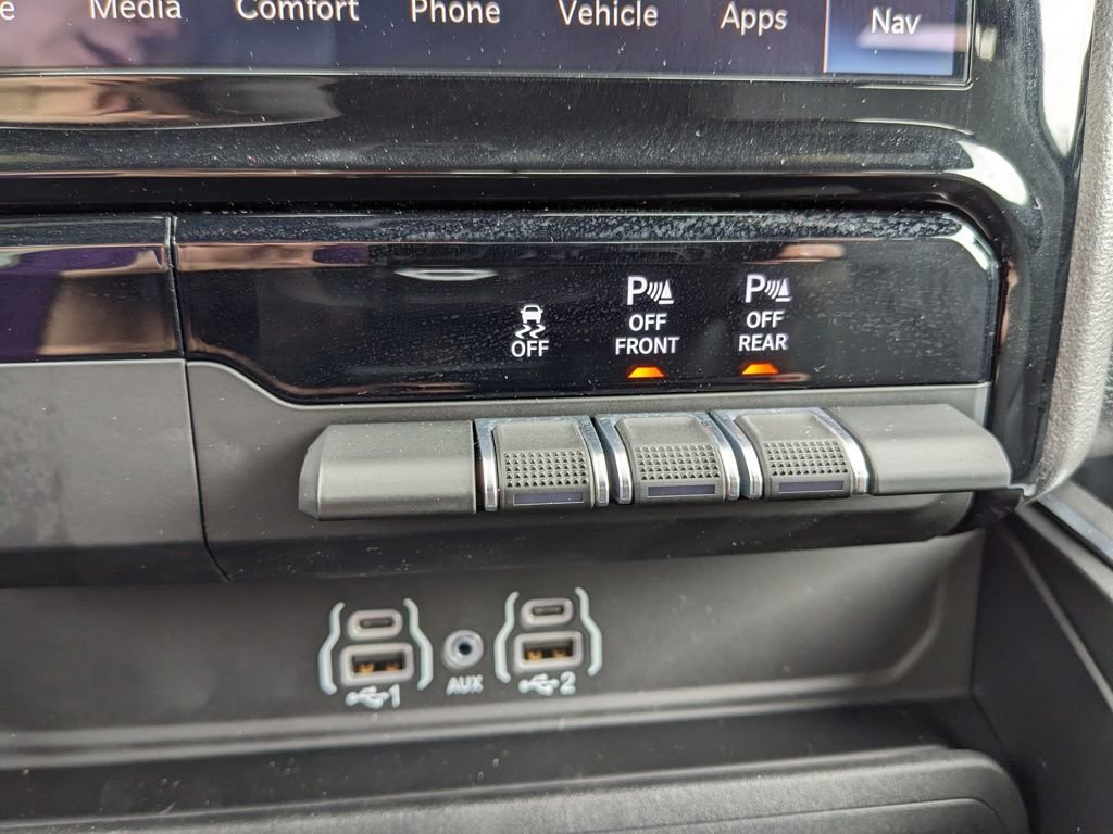 New 2026 RAM 1500 4x4 Crew Cab image 35