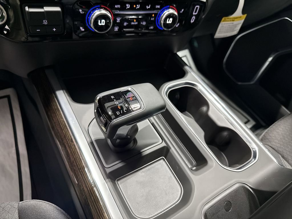 New 2026 GMC Sierra 1500 Elevation image 16