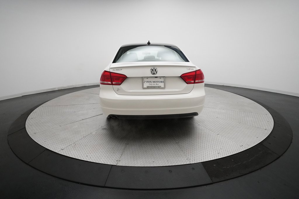 Used 2015 Volkswagen Passat 1.8T Sport image 25