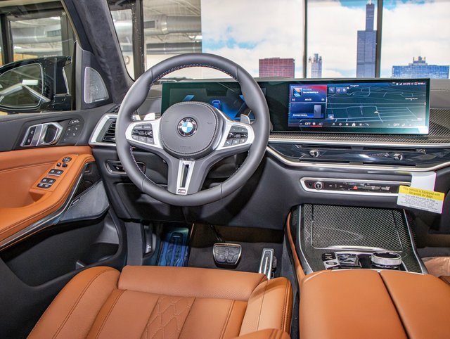 New 2026 BMW X7 M60i image 16