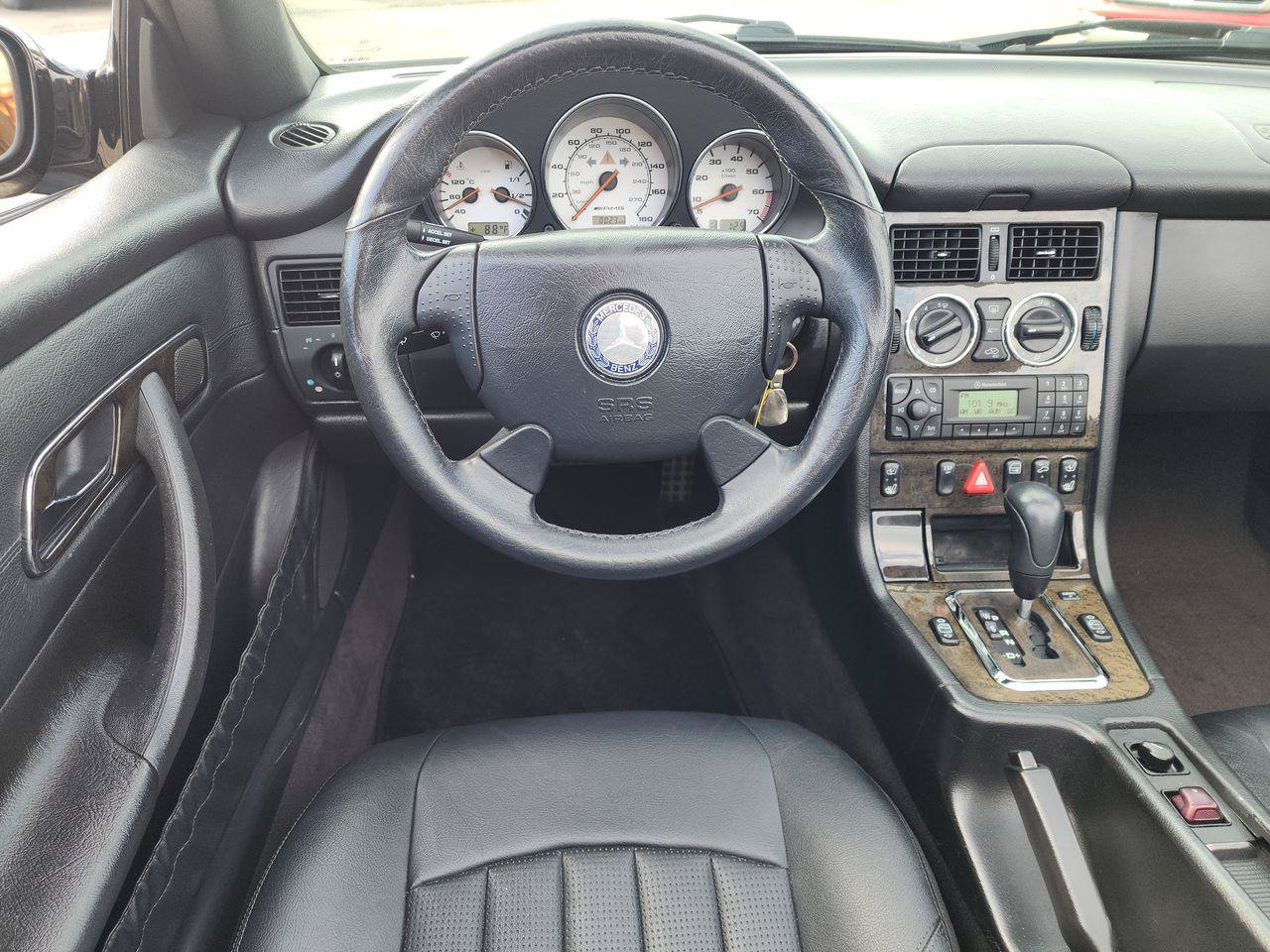 Used 2003 Mercedes-Benz SLK 32 AMG image 6