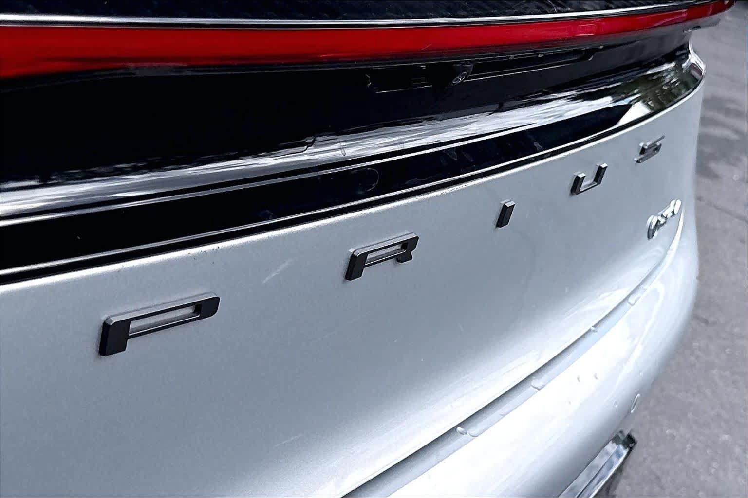 Certified 2024 Toyota Prius XLE FWD image 30