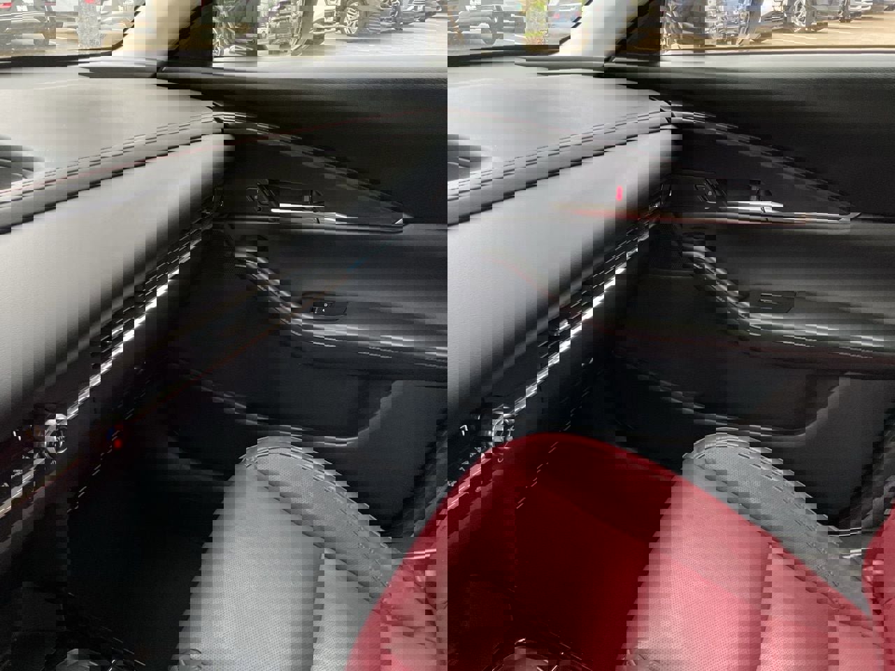 Used 2025 MAZDA CX-30 AWD 2.5 S w/ Preferred Package image 40