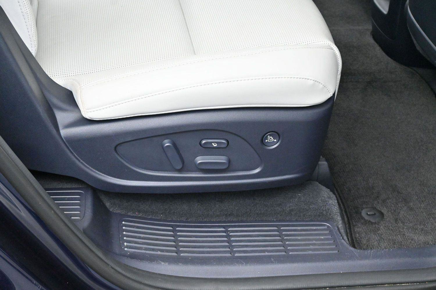 Used 2026 Hyundai Palisade Calligraphy FWD image 42