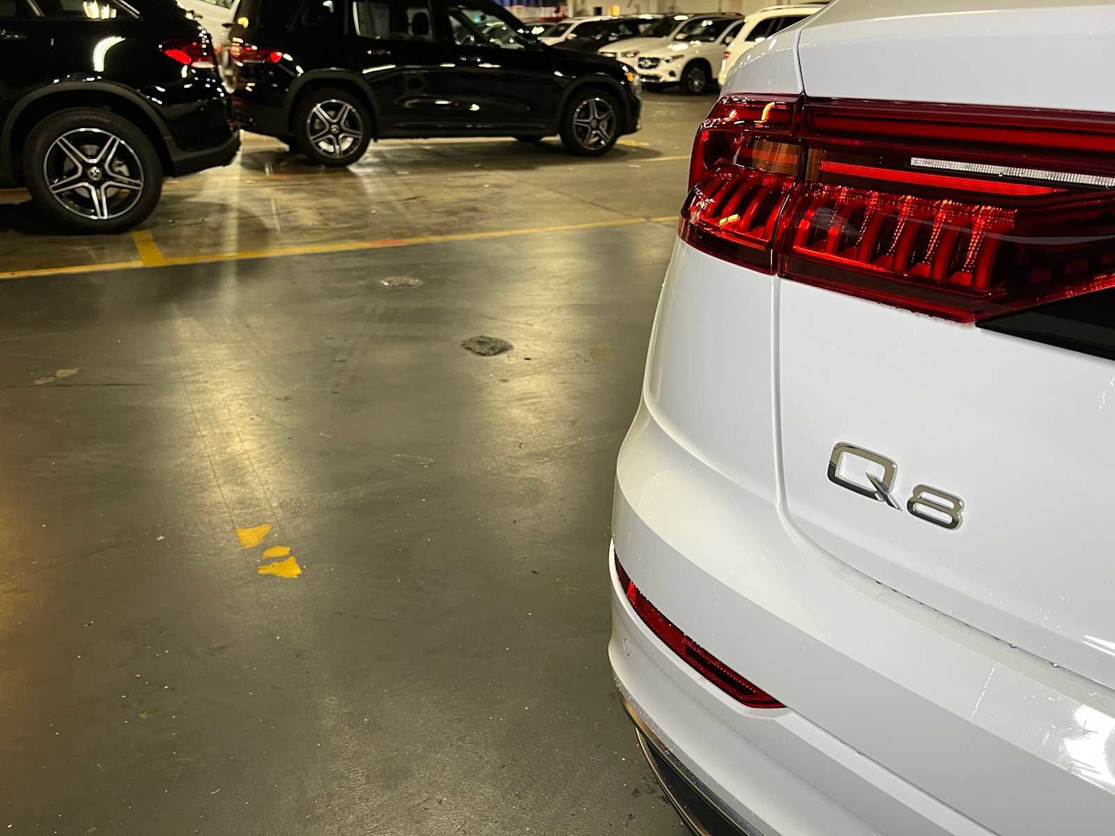 Used 2022 Audi Q8 Prestige image 15