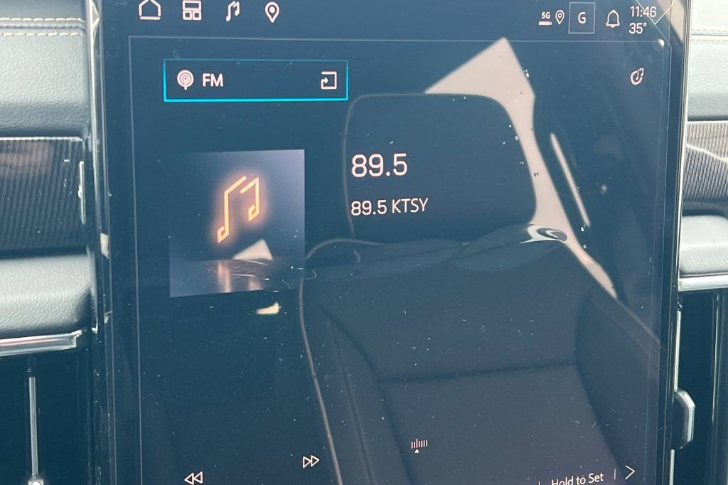 New 2026 GMC Yukon XL Elevation image 16