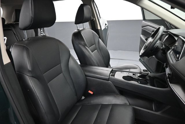 Used 2026 Nissan Rogue Dark Armor FWD image 30