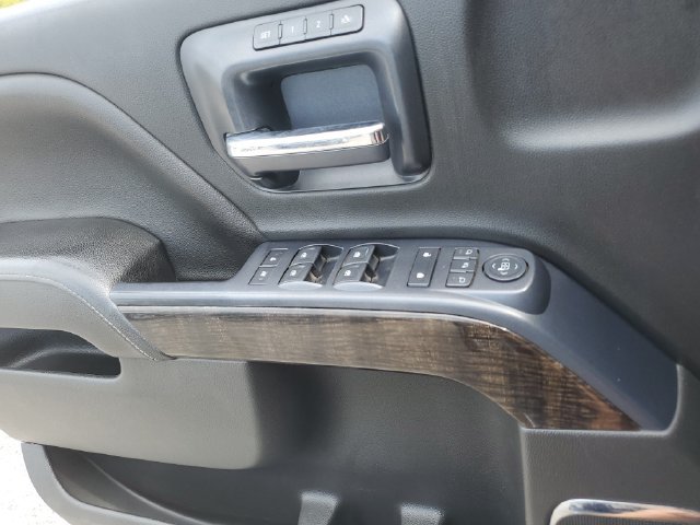 Used 2015 GMC Sierra 2500 Denali AWD/4WD image 21