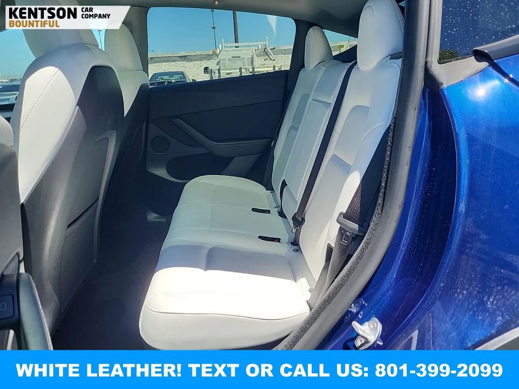 Used 2023 Tesla Model Y Performance AWD/4WD image 9