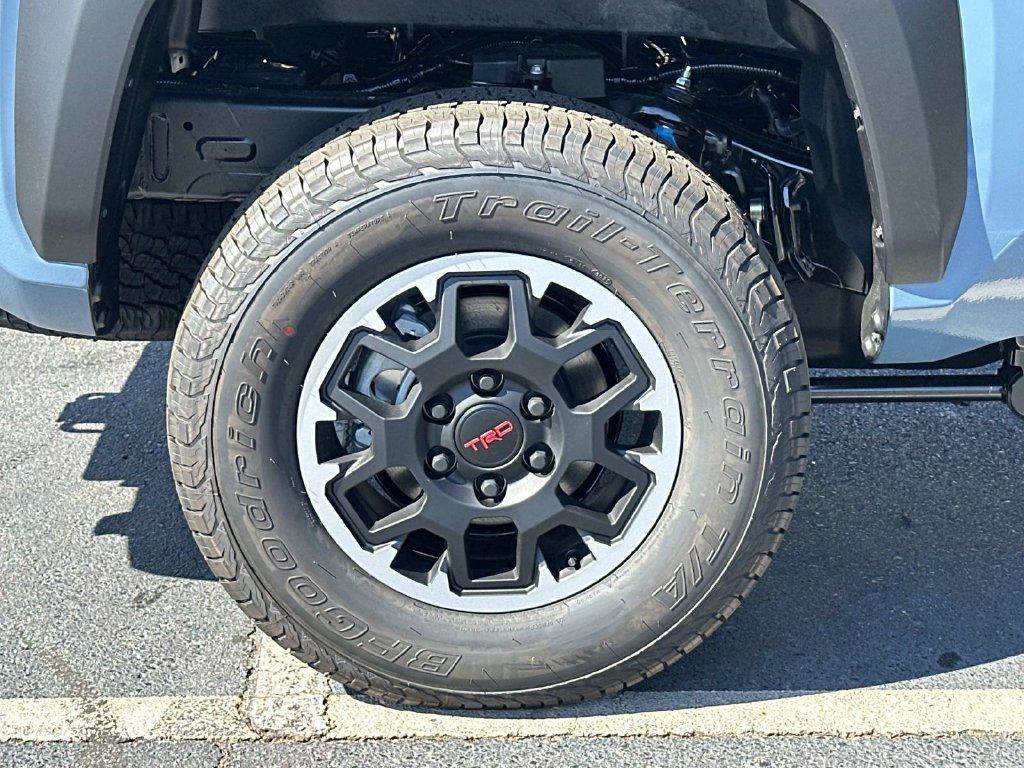 New 2026 Toyota Tacoma TRD Off-Road AWD/4WD image 10