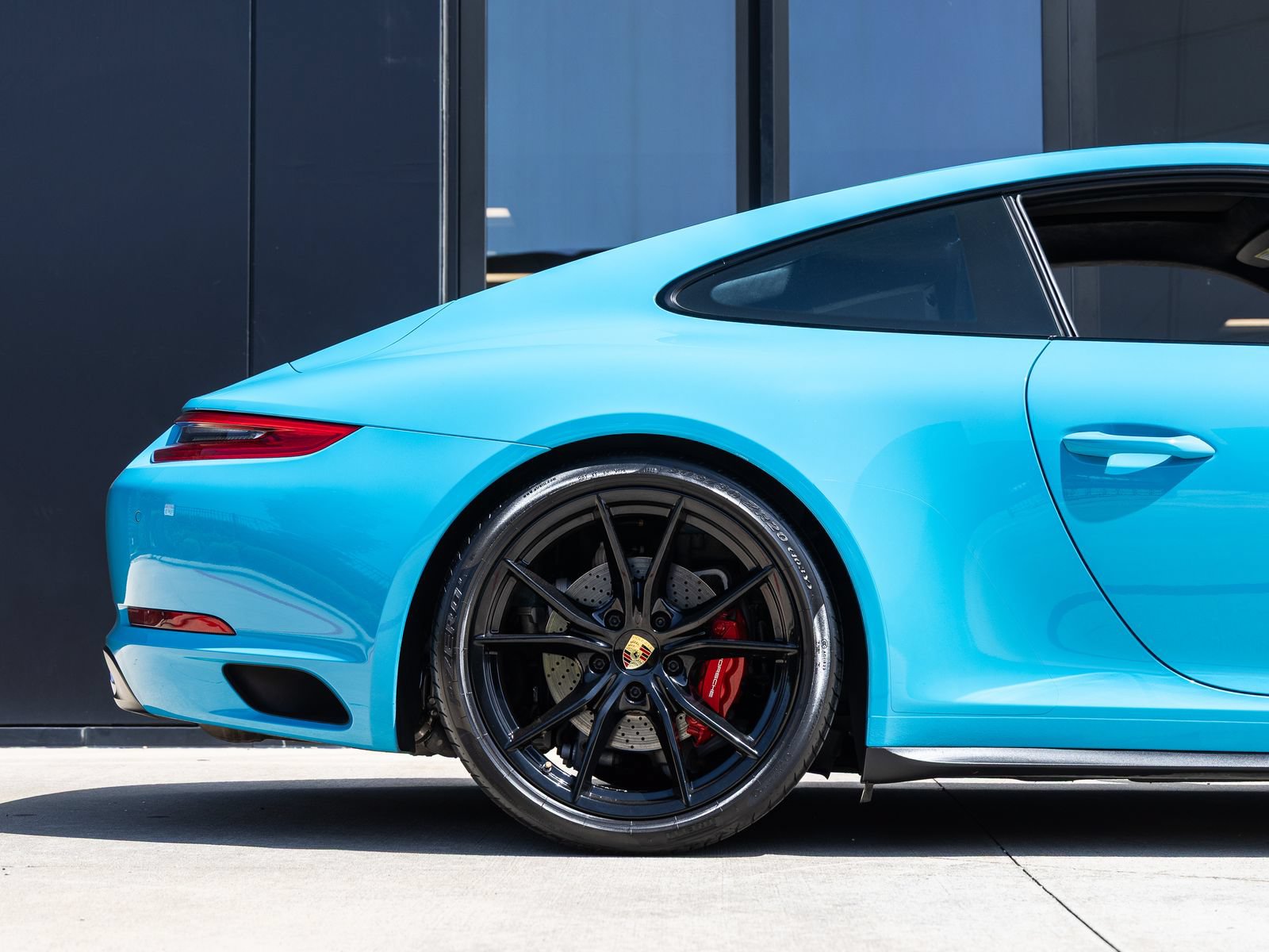 Certified 2017 Porsche 911 Carrera 4S AWD/4WD image 24