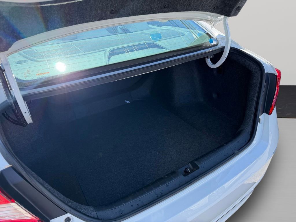 Used 2019 Honda Accord LX image 28