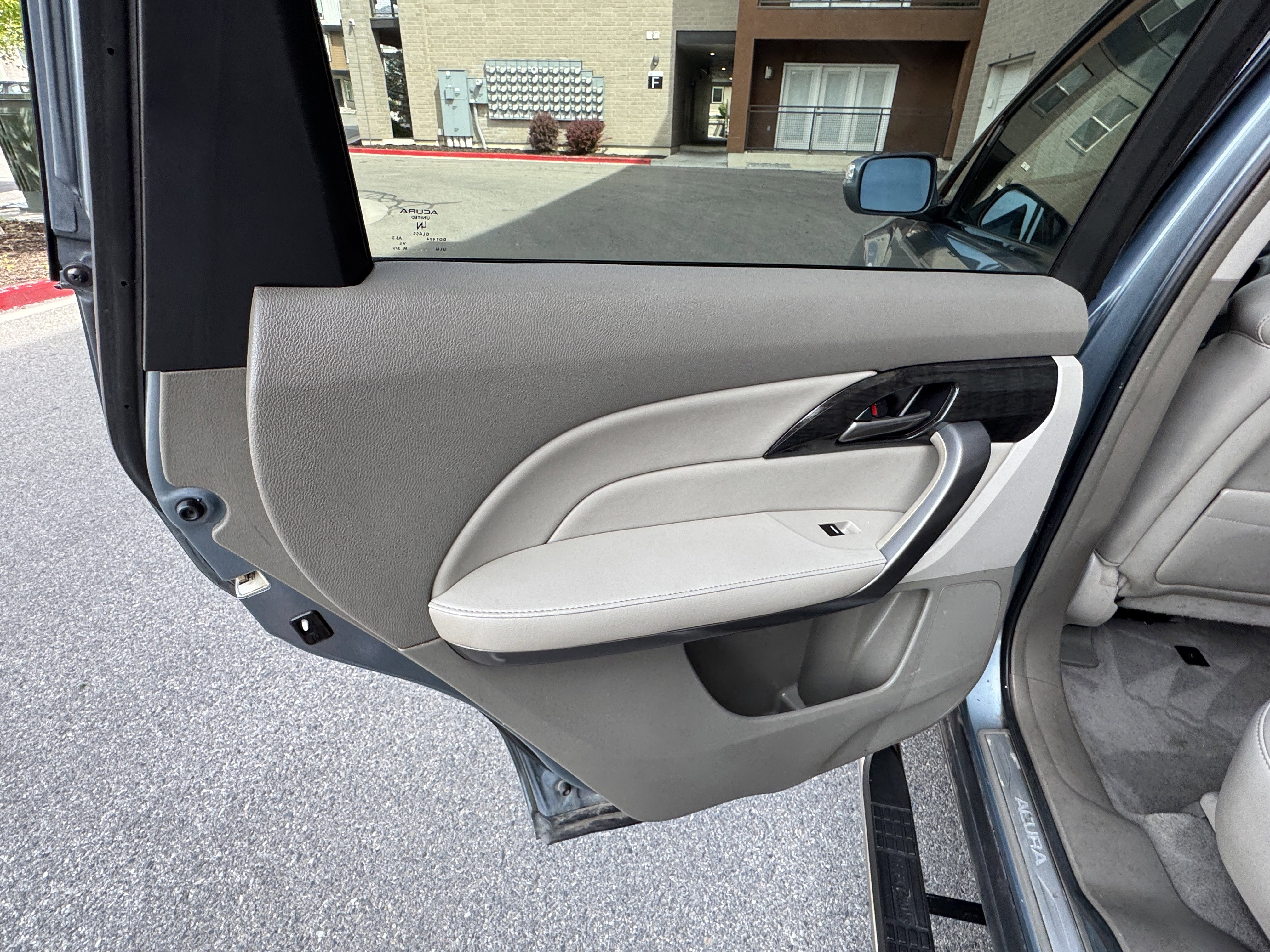 Used 2008 Acura MDX w/ Technology Package image 23