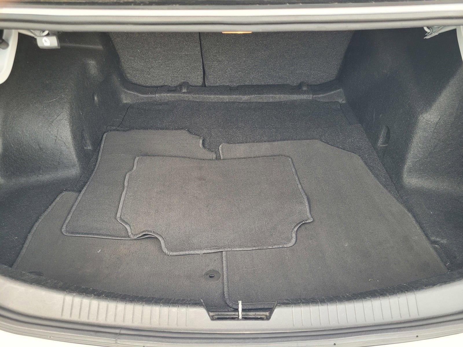 Used 2023 Chevrolet Malibu LT image 29