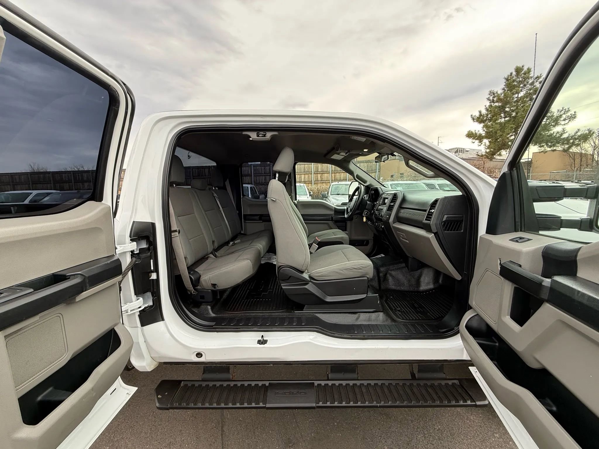 Used 2019 Ford F250 XL w/ Power Equipment Group AWD/4WD image 23