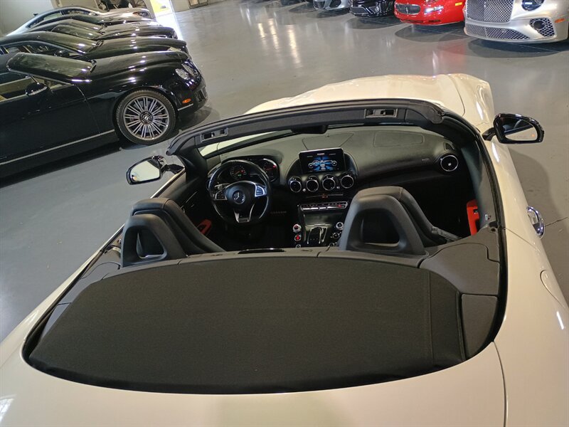 Used 2018 Mercedes-Benz AMG GT Roadster image 27