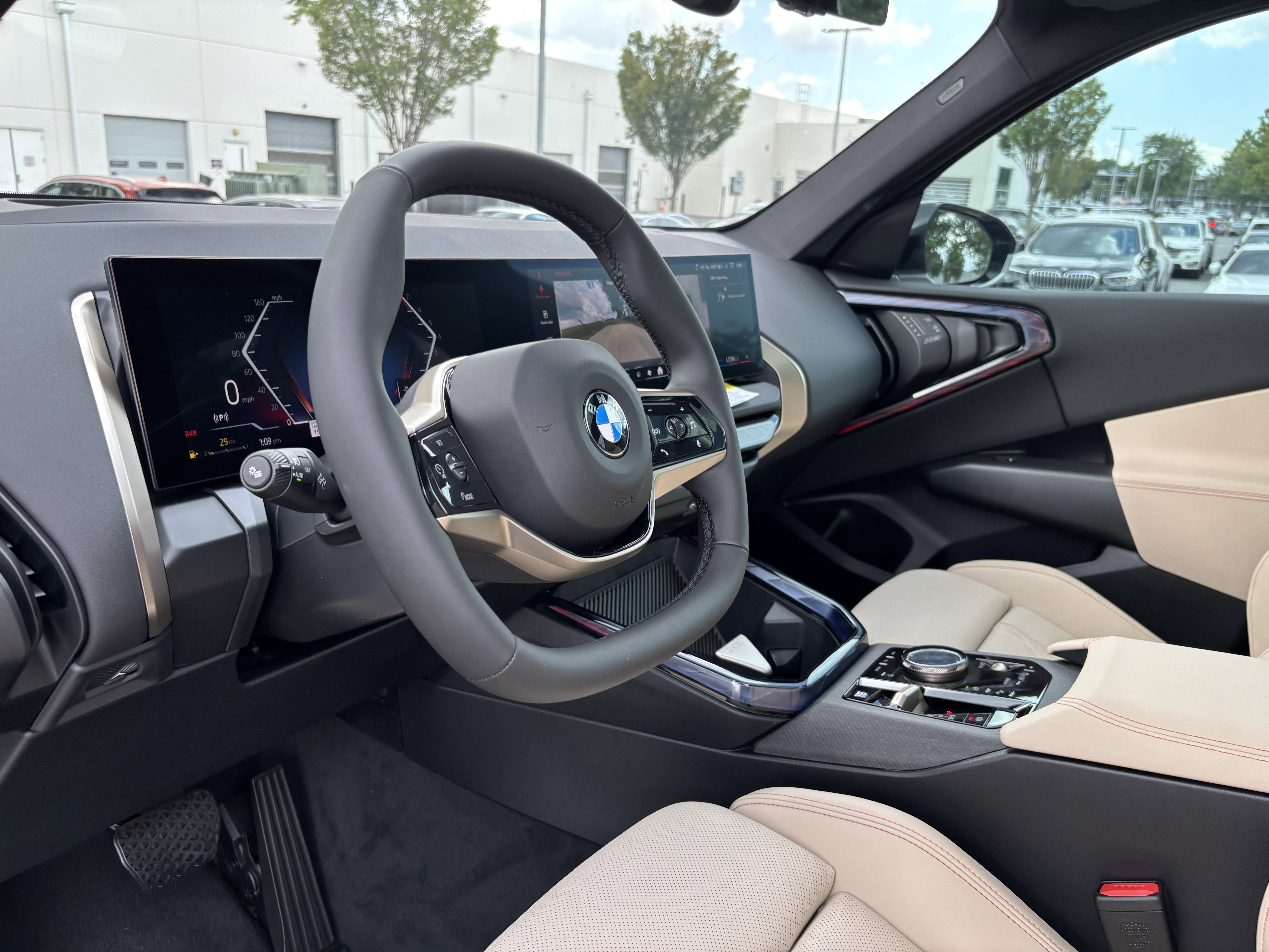 Used 2025 BMW X3 xDrive30i w/ Premium Package image 16