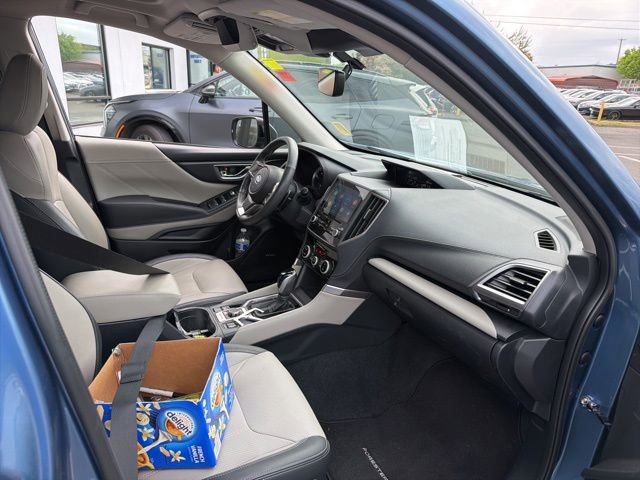 Used 2023 Subaru Forester Limited AWD/4WD image 9