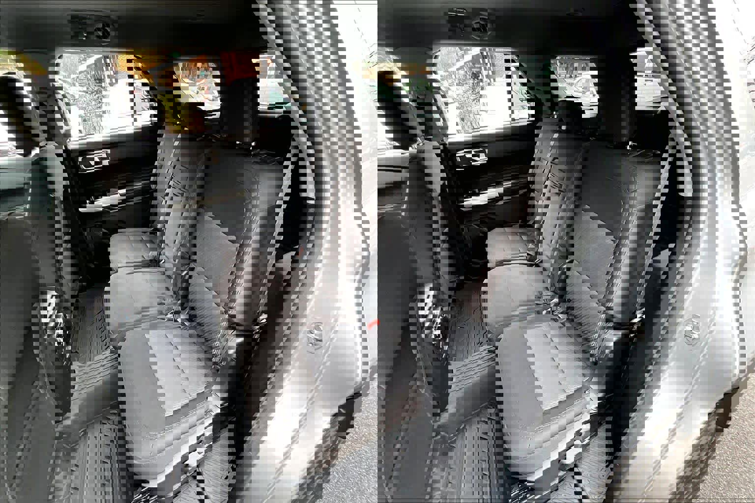 Used 2022 Ford Explorer XLT image 38