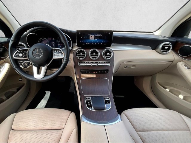 Used 2023 Mercedes-Benz GLC 300 4MATIC Coupe image 15