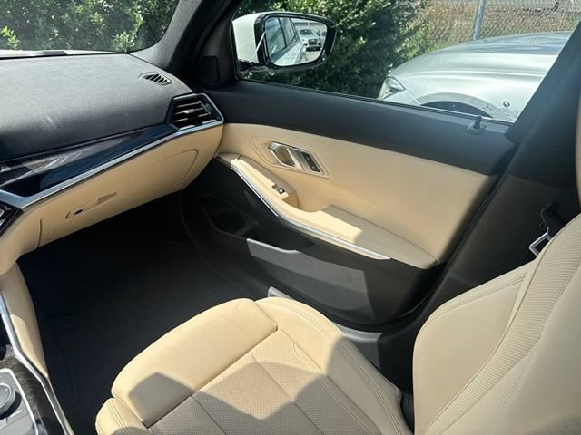 Used 2023 BMW 330e xDrive w/ Premium Package AWD/4WD image 15