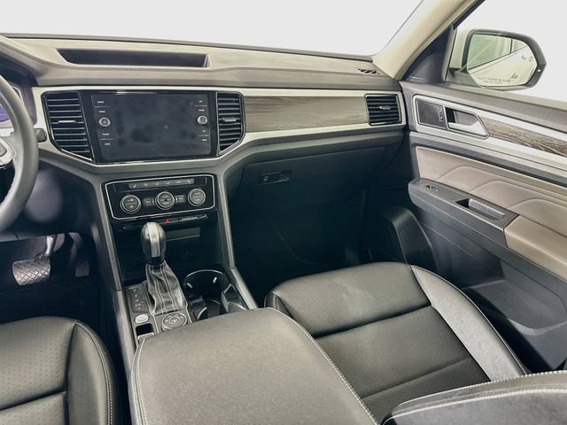 Certified 2023 Volkswagen Atlas SE w/ Black Wheel Package AWD/4WD image 23