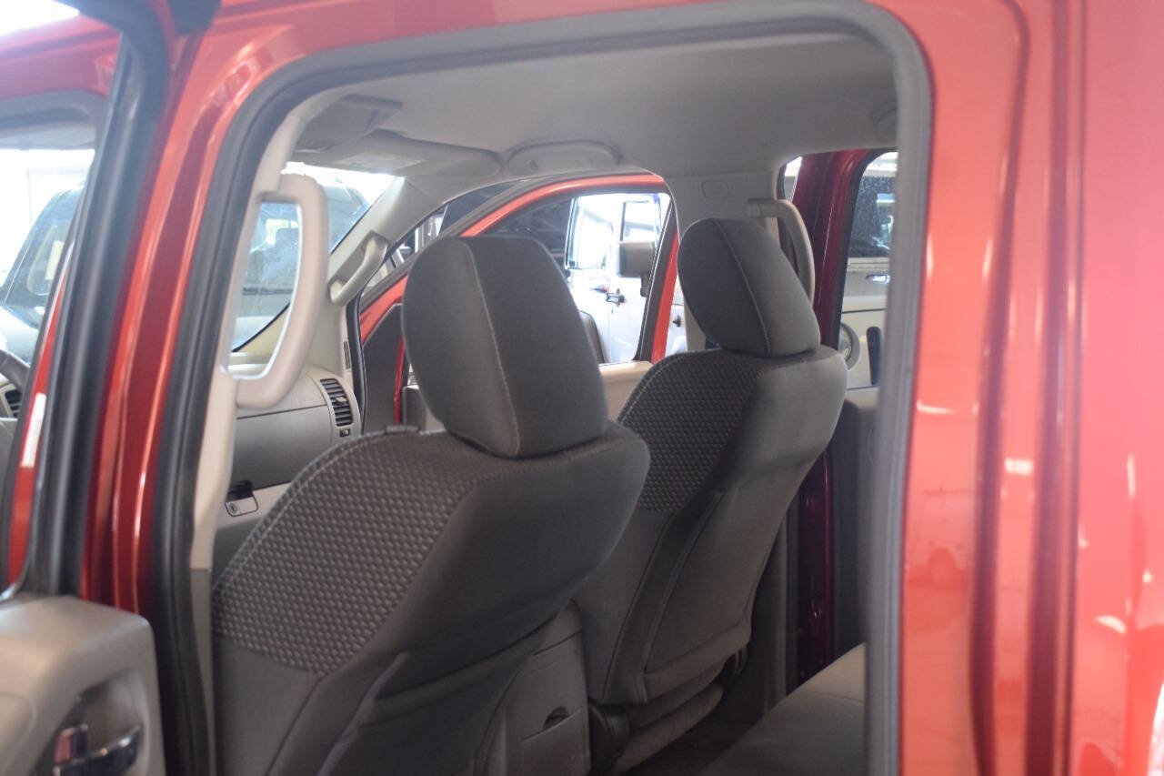 Used 2015 Nissan Frontier Desert Runner RWD image 69