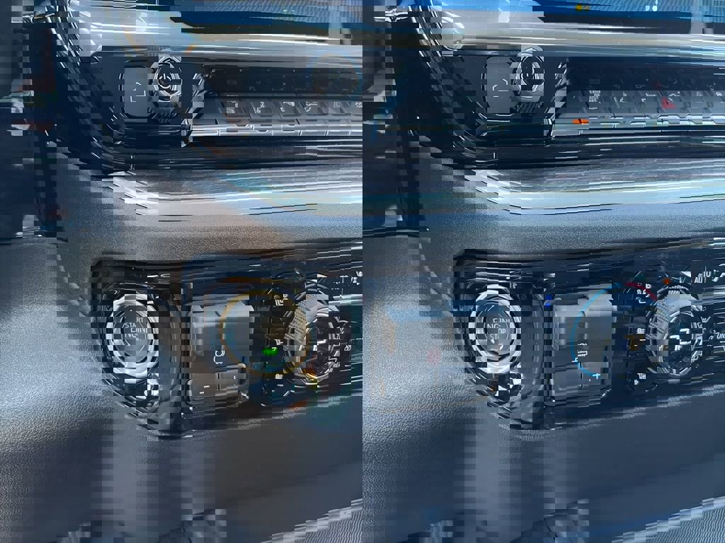 New 2026 Chevrolet Silverado 2500 LTZ w/ LTZ Plus Package image 26