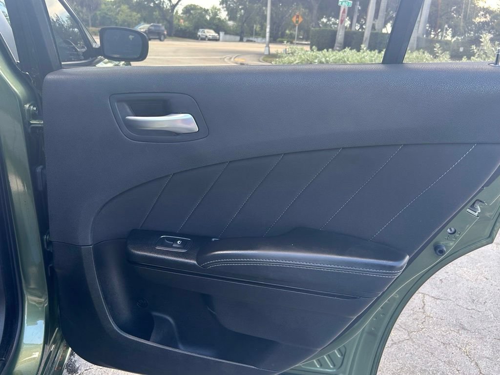 Used 2023 Dodge Charger SXT w/ Blacktop Package RWD image 29