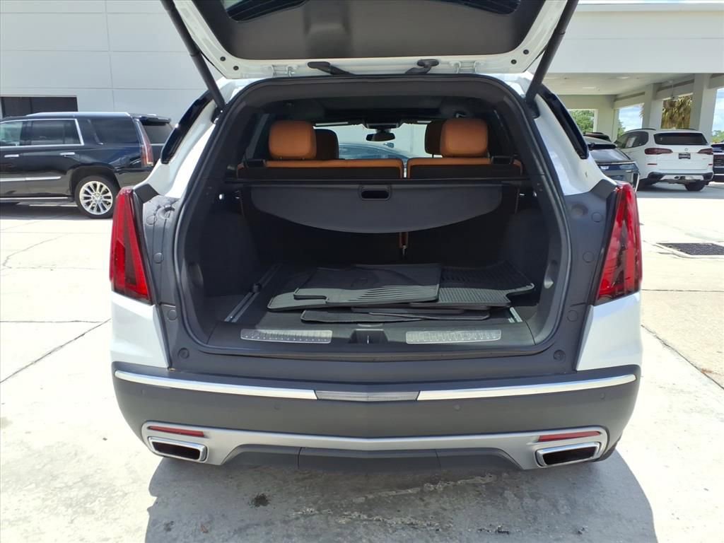 Certified 2024 Cadillac XT5 Premium Luxury FWD image 15