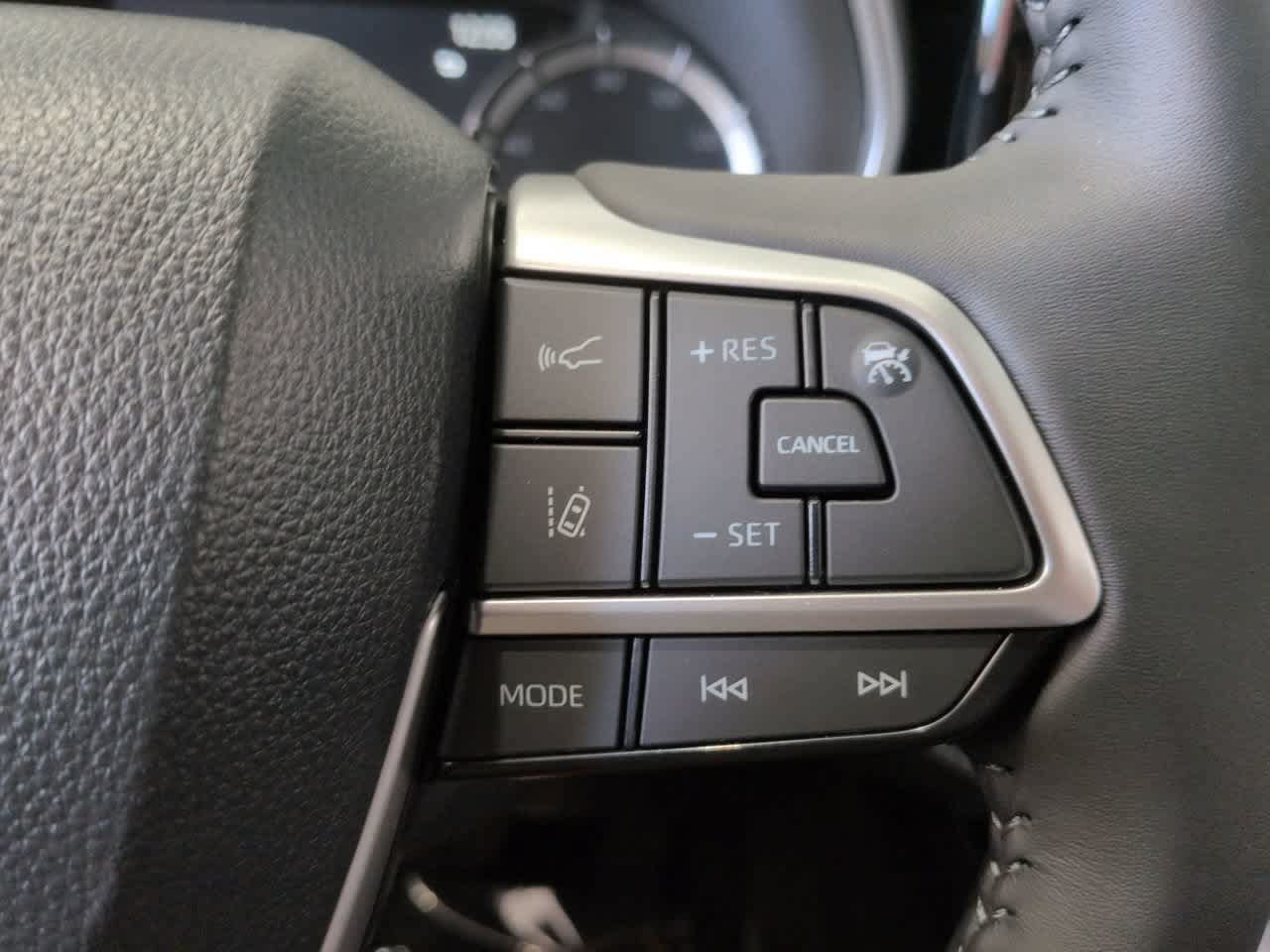 New 2026 Toyota Highlander XLE AWD/4WD image 24