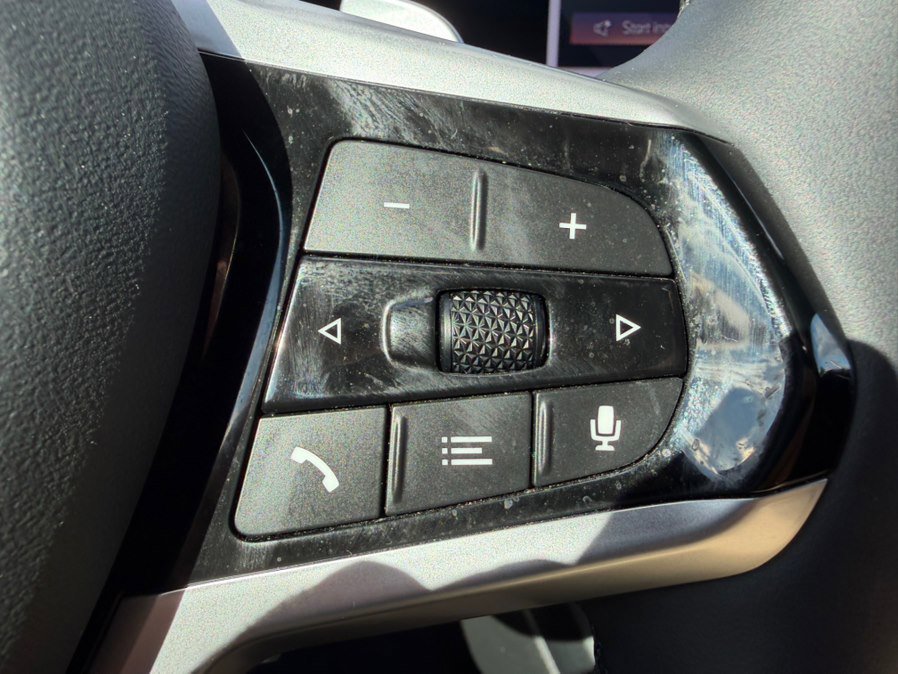 Used 2025 BMW 330i xDrive Sedan image 29