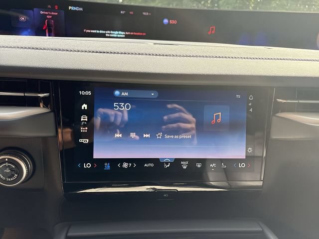 New 2027 Lincoln Navigator Reserve w/ Jet Appearance Package AWD/4WD image 16