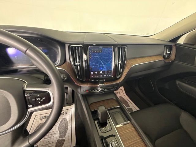 Used 2023 Volvo XC60 B5 Plus w/ Protection Package Premier FWD image 30