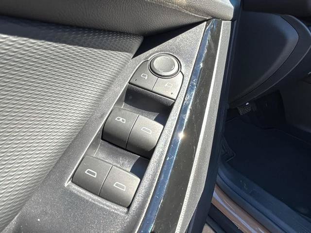 New 2027 Chevrolet Equinox LT w/ Safety and Technology Package AWD/4WD image 23