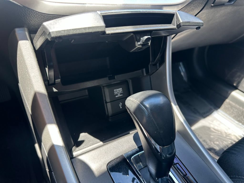 Used 2015 Honda Accord Sport image 18