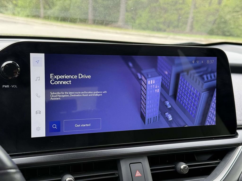 Used 2024 Lexus UX 250h AWD w/ Premium Package image 11
