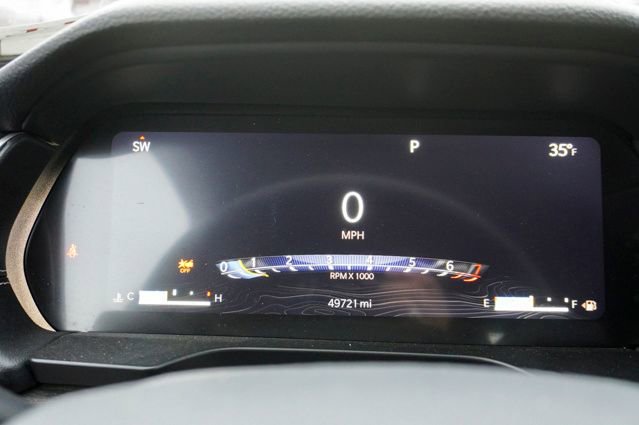 Used 2023 Jeep Grand Cherokee Limited w/ Luxury Tech Group II image 28