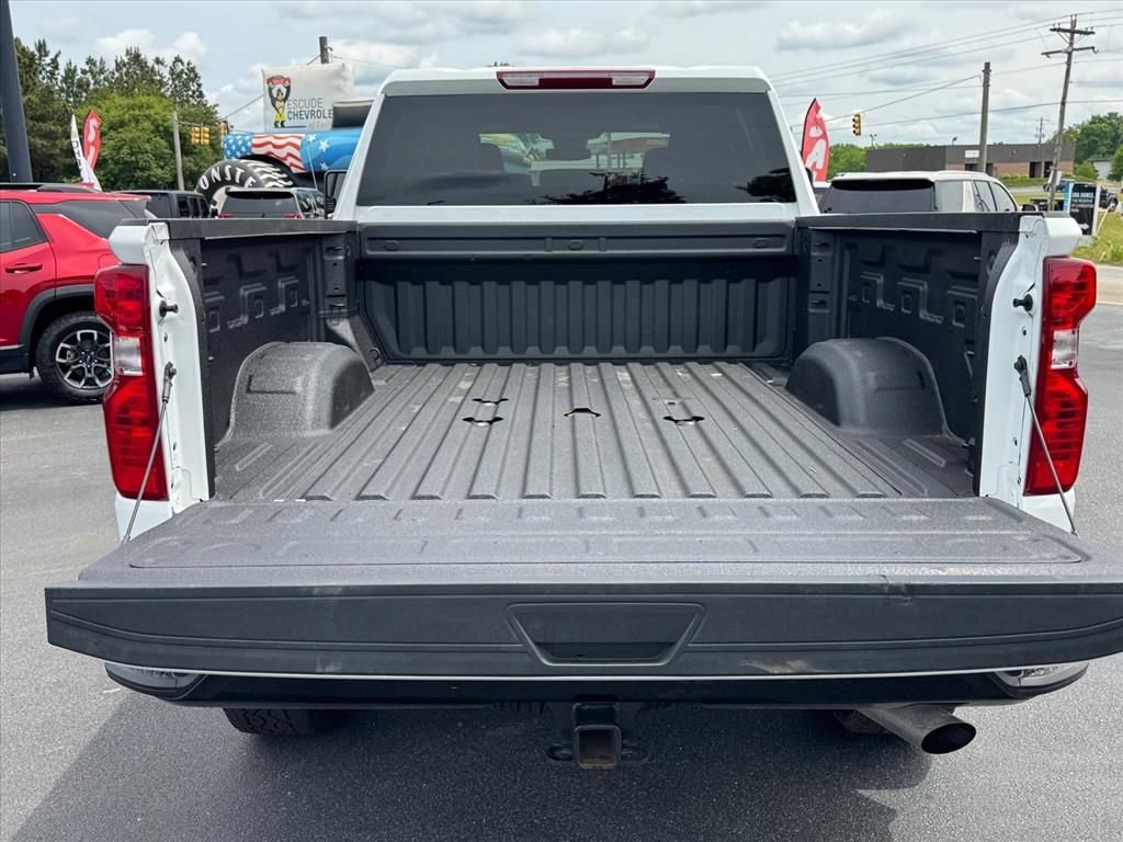 Used 2026 Chevrolet Silverado 2500 Custom w/ Custom Convenience Package AWD/4WD image 10