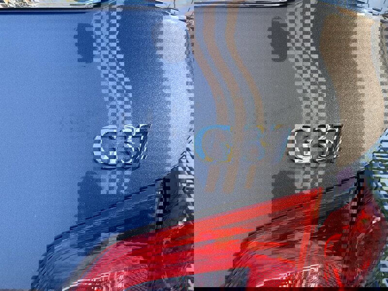 Used 2009 INFINITI G37 Journey w/ Premium Pkg image 11