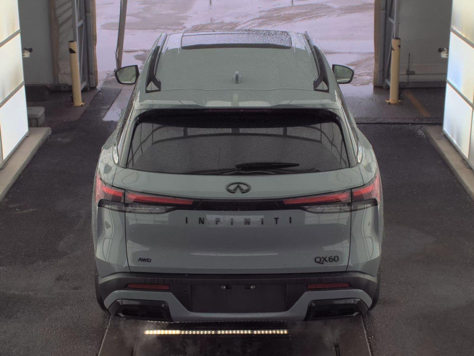 Used 2025 INFINITI QX60 Luxe w/ Black Edition image 4