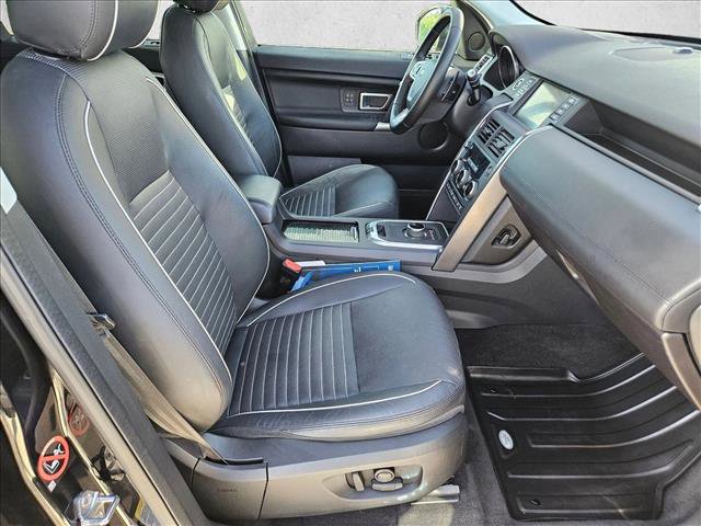 Used 2018 Land Rover Discovery Sport HSE Luxury image 21