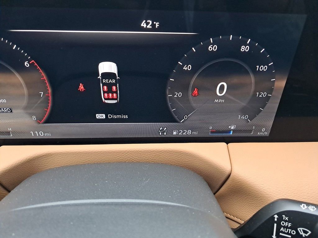 New 2025 Nissan Armada SL w/ Captain's Chari Seat Package image 17