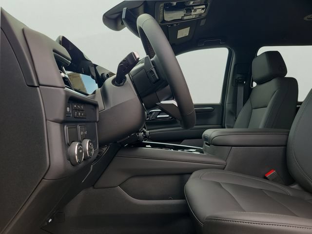 New 2026 Chevrolet Suburban LT w/ Comfort Package RWD image 22