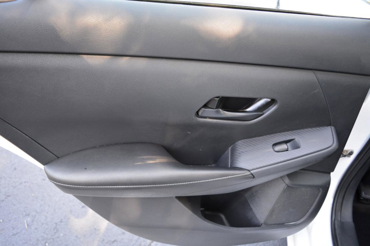 Used 2024 Nissan Sentra S FWD image 11