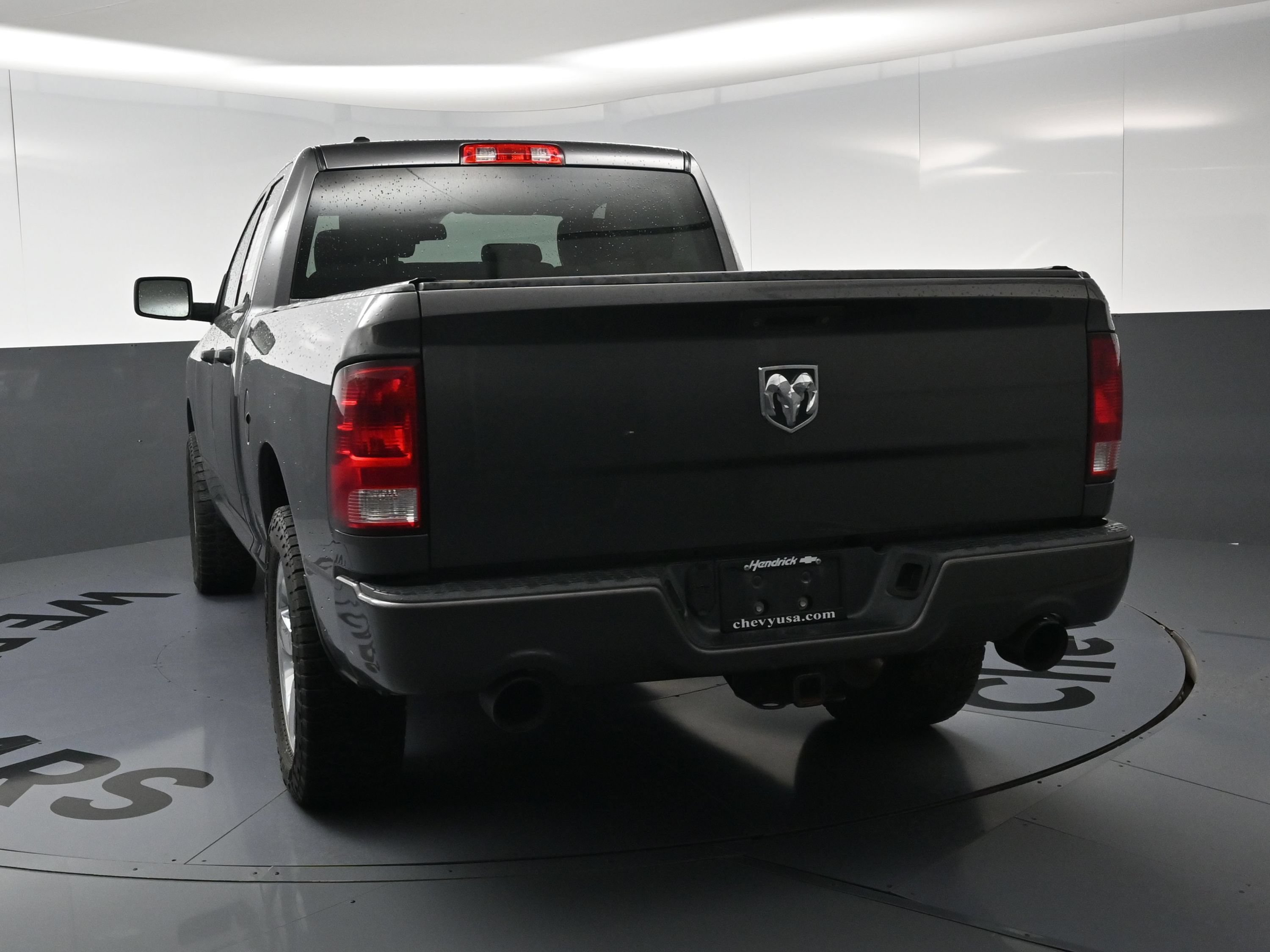Used 2016 RAM 1500 Express AWD/4WD image 8