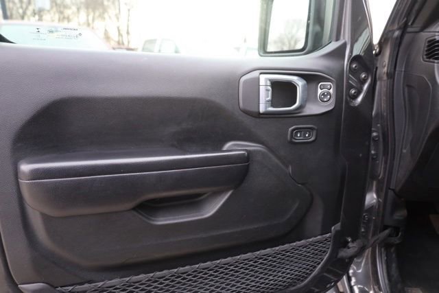Used 2021 Jeep Gladiator Sport image 21
